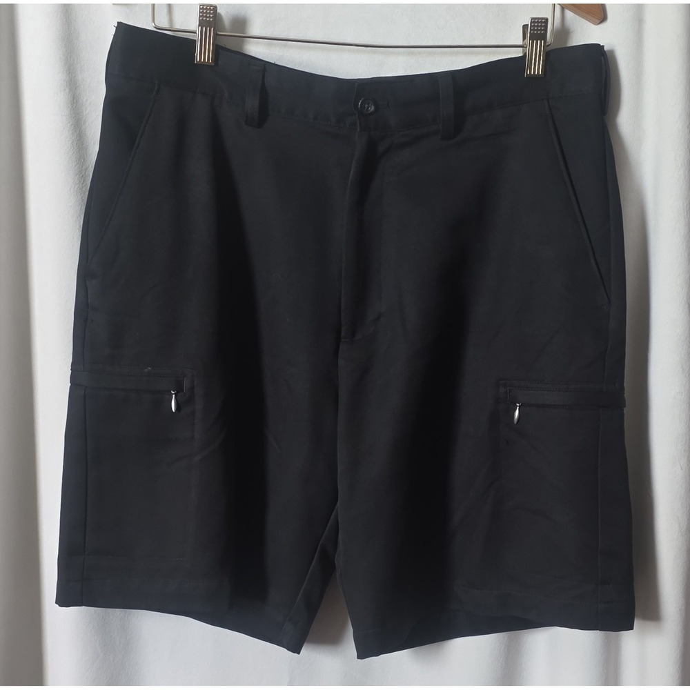 IZOD Golf men's black cargo shorts, size 34, regular fit, 10" inseam, pockets
